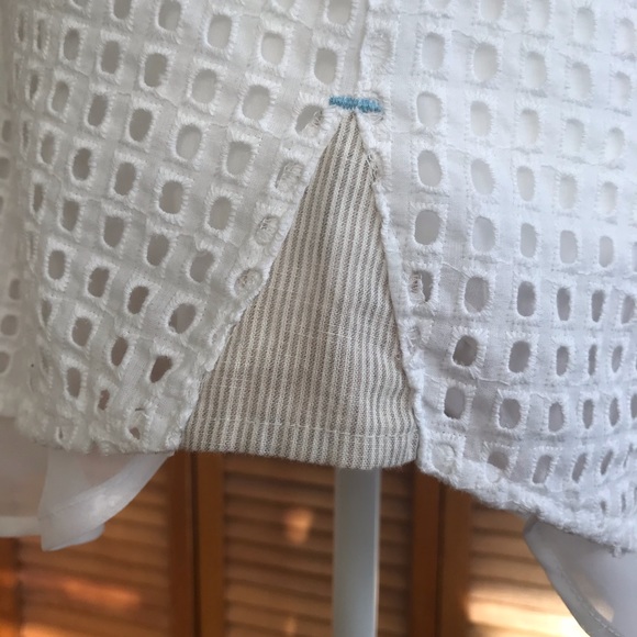 •Anthropologie• Postmark Sarita Eyelet Layered Top - Picture 13 of 16